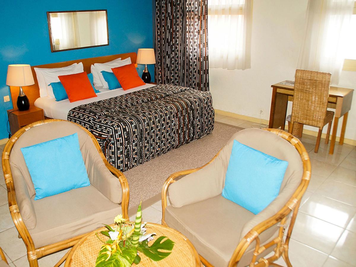 Hotel Le Marly Абиджан Экстерьер фото