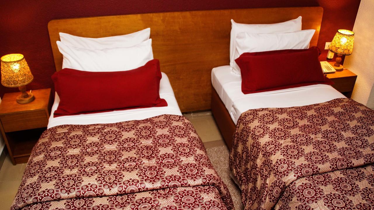 Hotel Le Marly Абиджан Экстерьер фото