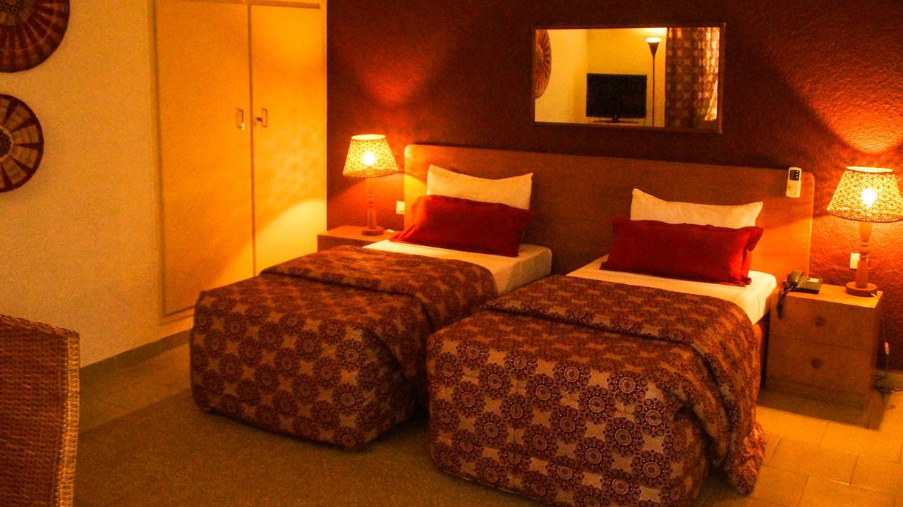 Hotel Le Marly Абиджан Экстерьер фото